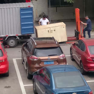 天津依依衛(wèi)生用品公司引進我司金屬檢測機