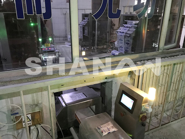 金屬檢測(cè)機(jī)